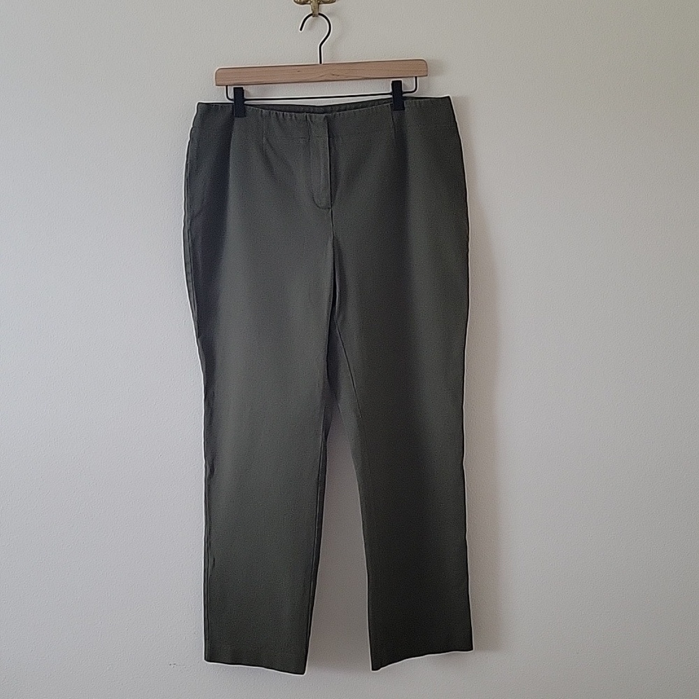 Chico's Olive Green Cotton Twill Straight Leg Pants Size 12Short